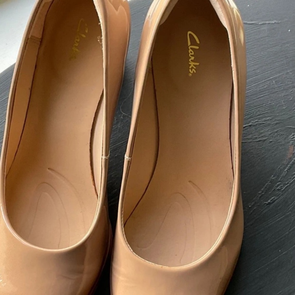 Clarks Women's Nude Heels